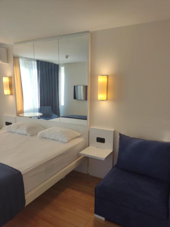 Orbi Twin Tower Apartement Batumi Eksteriør bilde